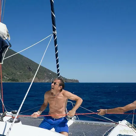 Catamarano Azul