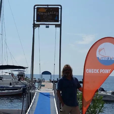 Catamarano Azul Tekne *